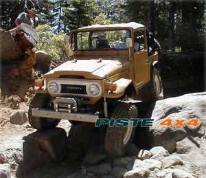 TOYOTA HJ60/62 REHAUSSE 75 mm